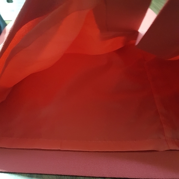 Tahari Arthur S Levine Zippered Coral Midi Skirt - Picture 8 of 12